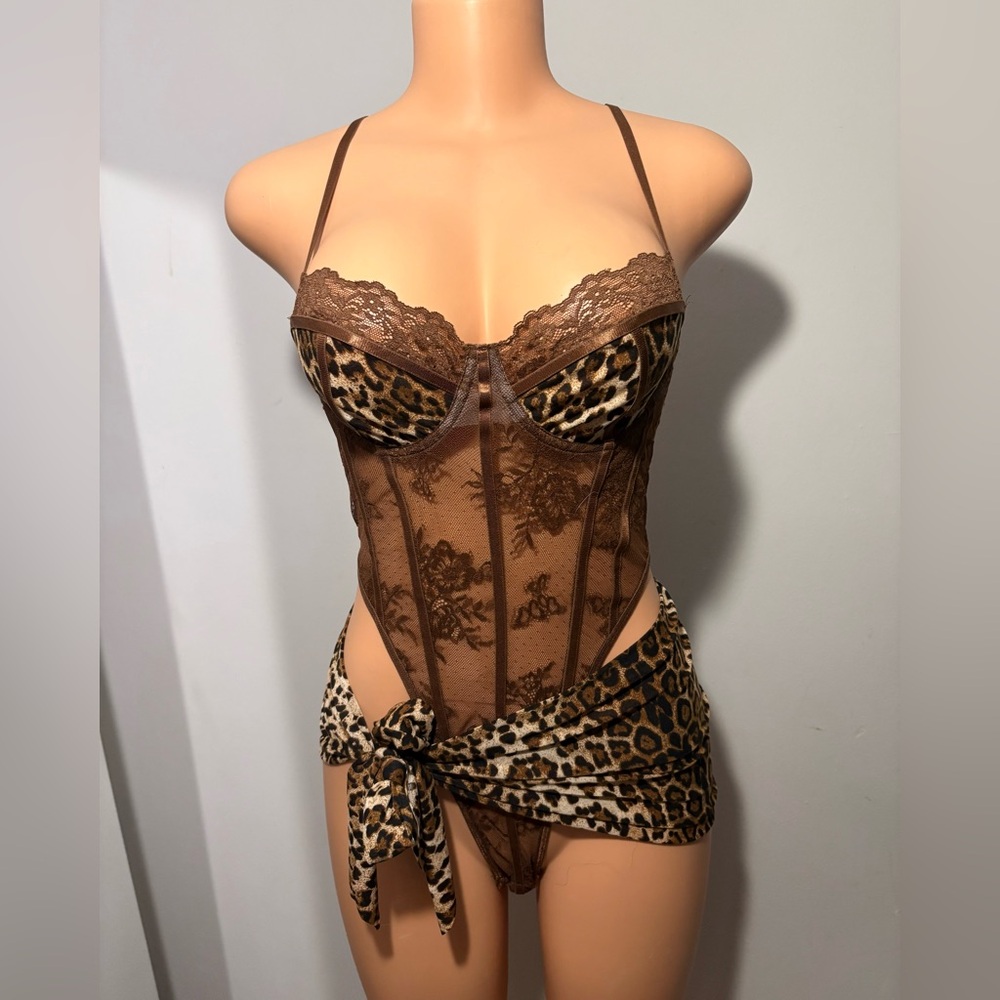 Leopard Print Lace Bodysuit